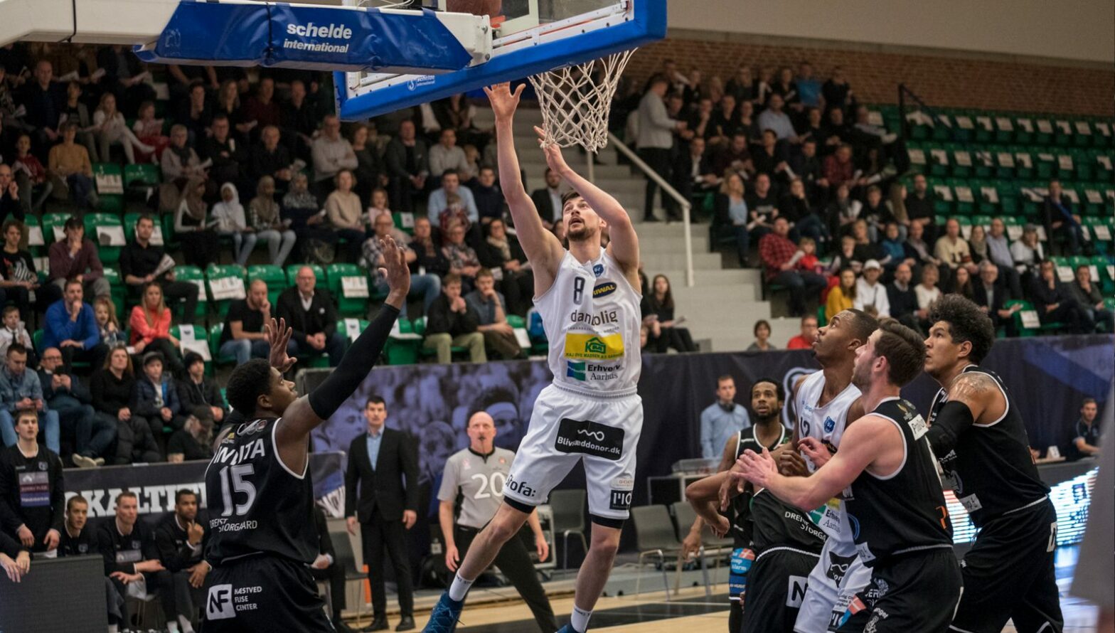 DM-semfinale 1 Torsdag - Basketball | Bakken Bears Officielle Website